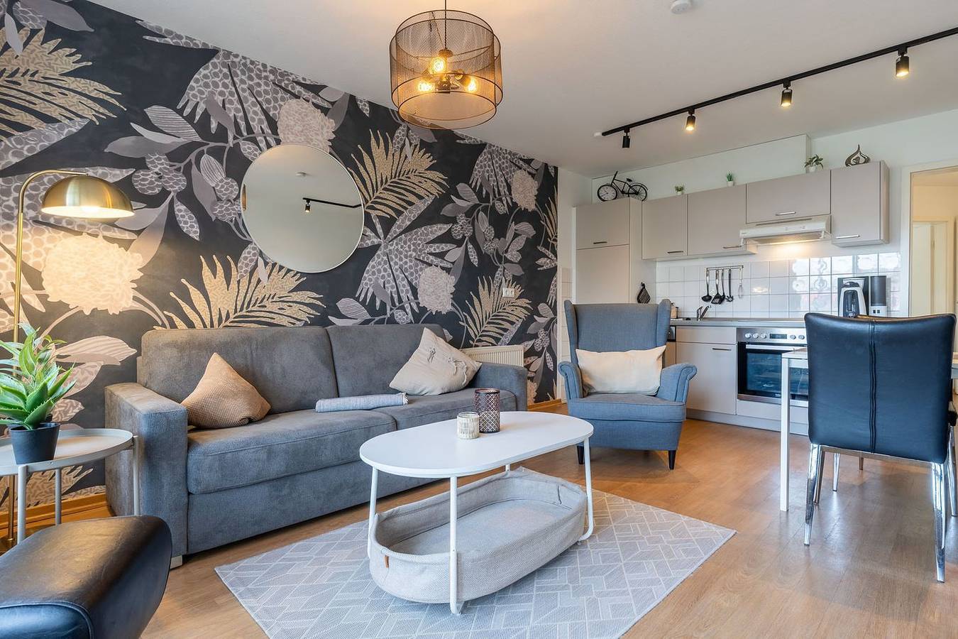 Apartamento entero, Erholungsparadies in St. Peter-Ording: Charmante Ferienwohnung mit Terrasse in St. Peter-Bad, St. Peter-Ording