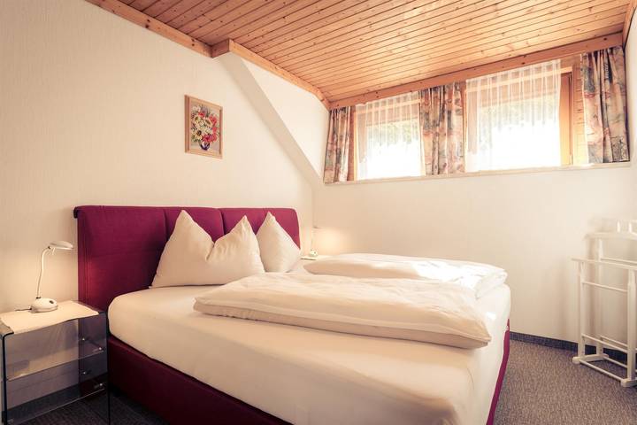 Ganze Ferienwohnung, Doppelzimmer mit Dusche/Wc ohne Balkon in Karawanken und Bachergebirge, Finkenstein am Faaker See