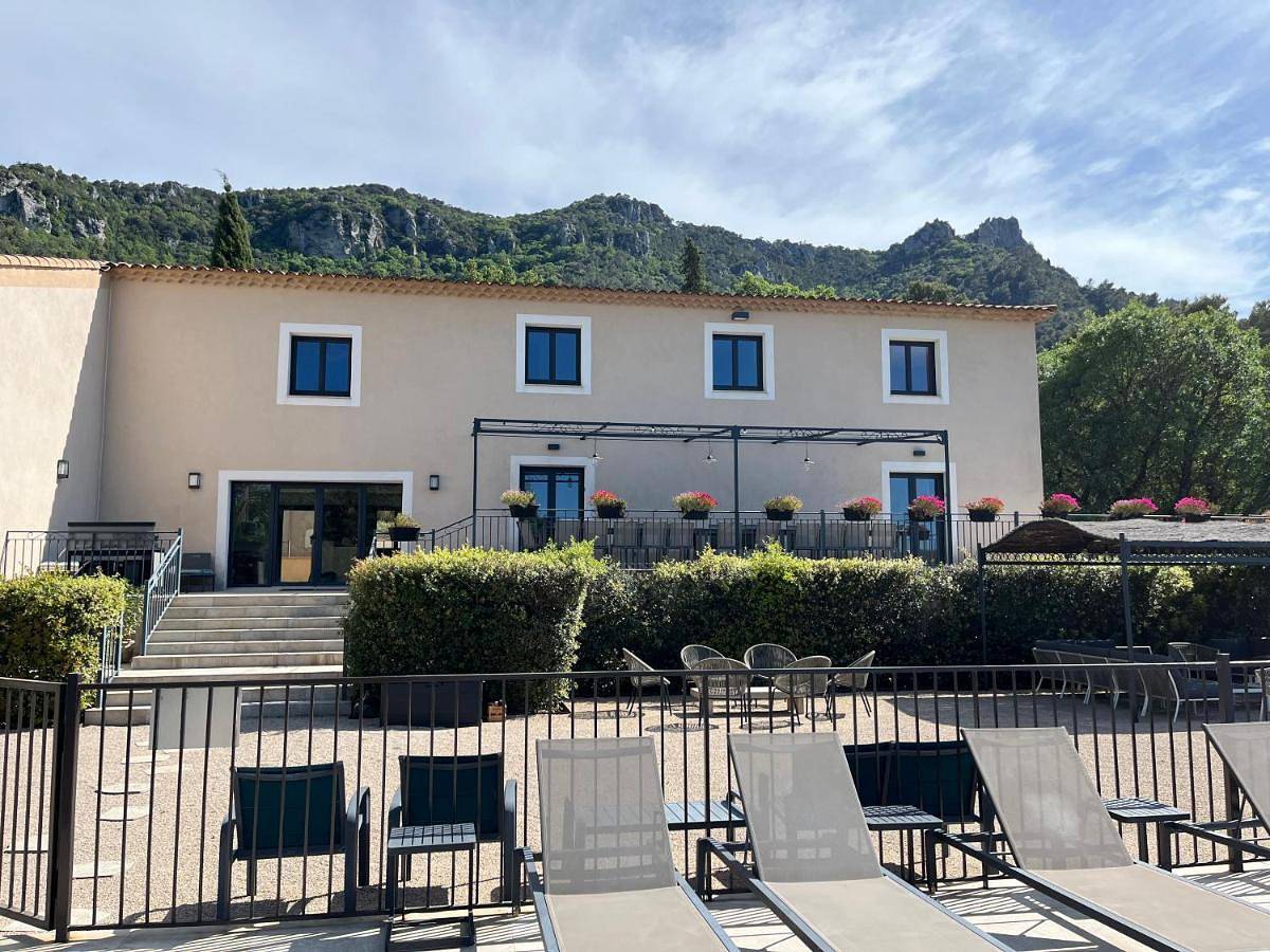 Hameau privé en Provence avec piscine - Domaine viticole - 20 pers in La Celle (Var), Côte méditerranéenne (France)