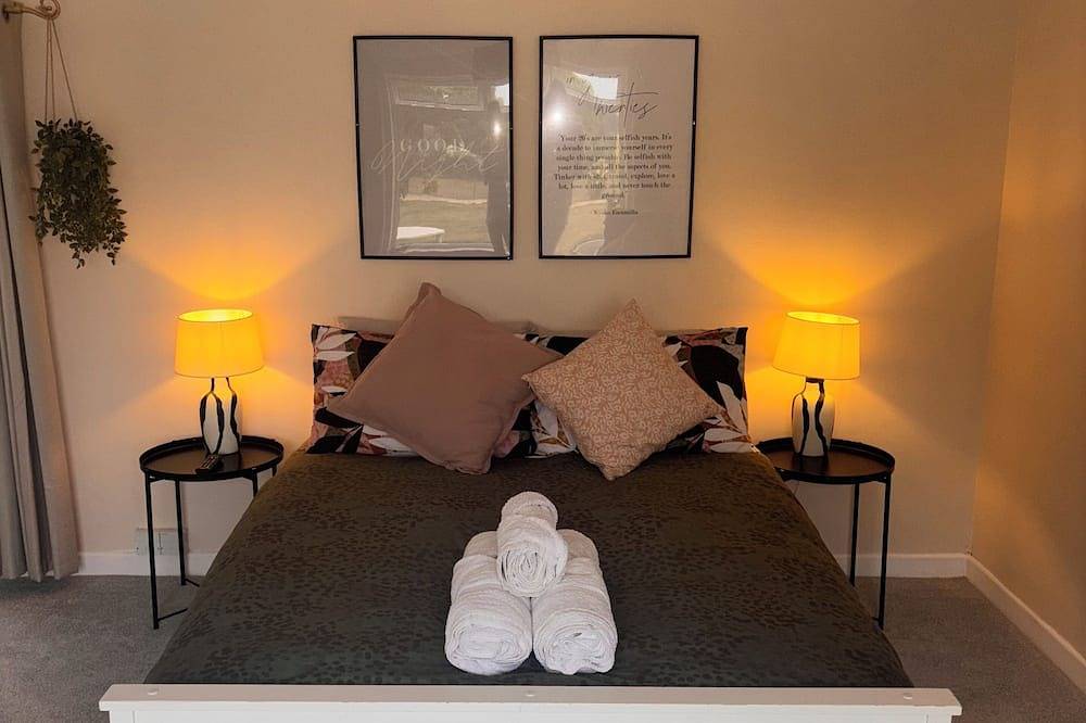 Entire apartment, Dolmans Retreat in Dorset