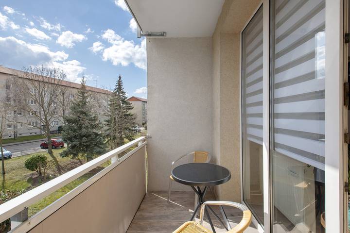 Ferienwohnung für 4 Personen, mit Balkon und Seeblick in Saale-Unstrut