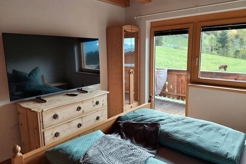 Entire apartment, Ferienwohnung am Arzberg in Schwaz, Tirolean lowland region