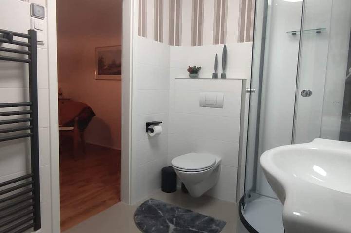 Ferienhaus für 4 Personen, mit Garten und Whirlpool sowie Balkon, mit Haustier in Warin - 4