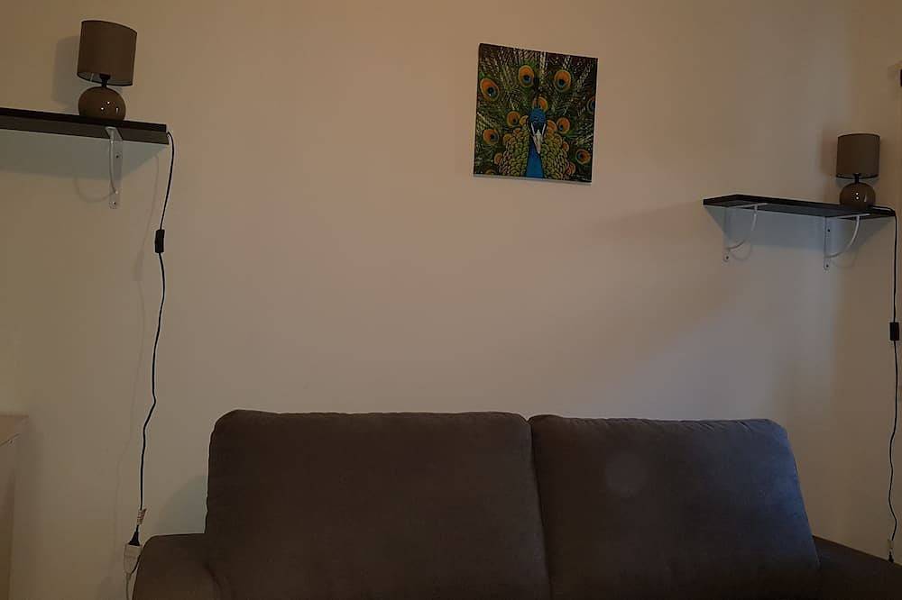 Entire apartment, Studio near Disneyland Paris in Nanteuil-lès-Meaux, Seine-et-Marne