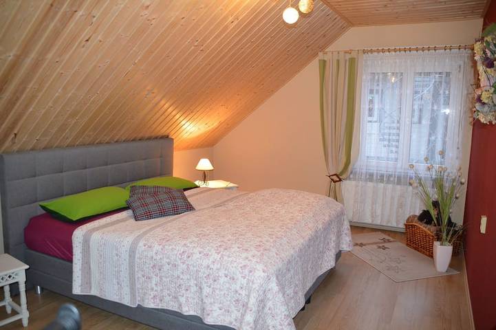 Ferienhaus Linde am Bleßberg in Sachsenbrunn, Hildburghausen und Umgebung