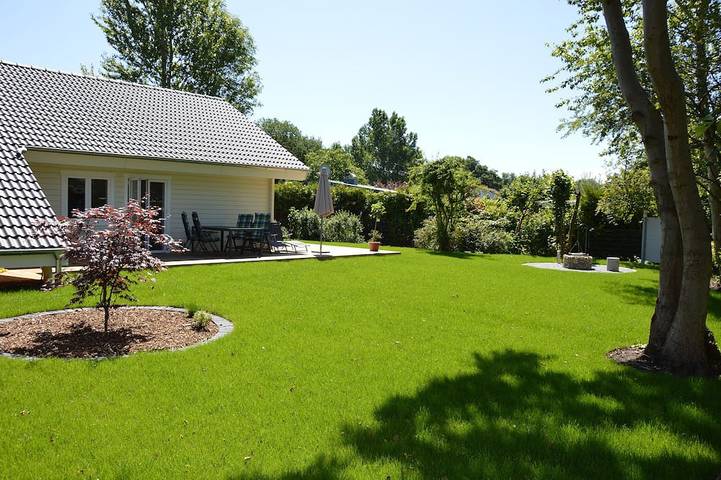 Ferienhaus für 4 Personen, mit Garten und Terrasse sowie Sauna
