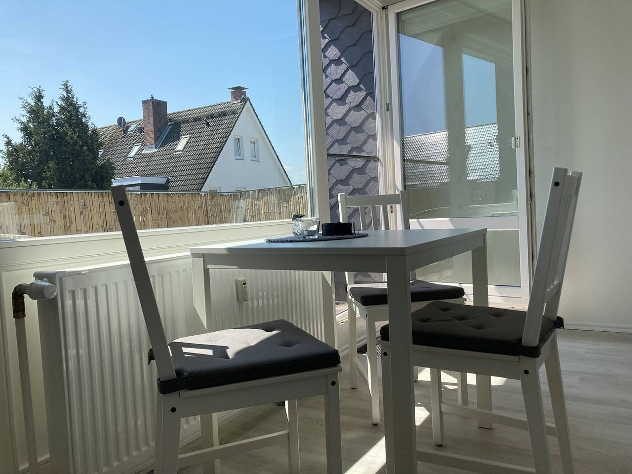 Ganze Wohnung, Ferienwohnung für max. 2 Personen mit Balkon in Strandnähe in Dahme, Ostholstein