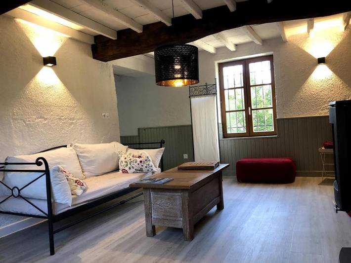 Location de vacances pour 6 personnes, avec jardin à Corbelin (Isère) - 2