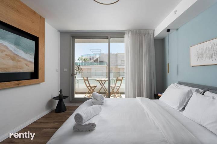 Appartement de vacances pour 2 personnes, avec vue ainsi que piscine et jardin