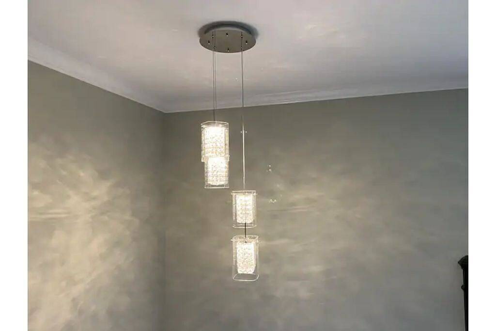 Fully Modern 3 bedroom 65\"smart tvs cable bluetooth speakers etc in Islip, Suffolk County