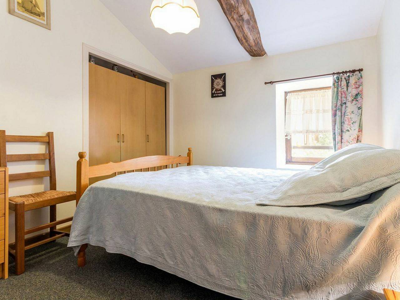 Gîte Rénové avec Étang, Proche Nantes, Wi-Fi, Équipements Bébé in Corcoué-sur-Logne, Région de Nantes