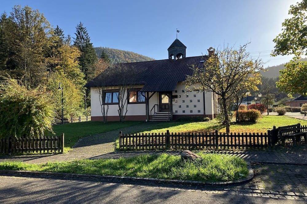 Wanderheim Petersbächel - Ferienhaus, Dusche und Bad, Wc, 3 Schlafräume in Fischbach bei Dahn, Landkreis Südwestpfalz