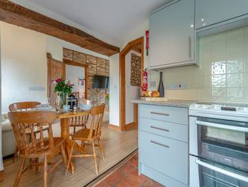 Holiday Rental for 4 People in Dorset, South West England, Photo 4