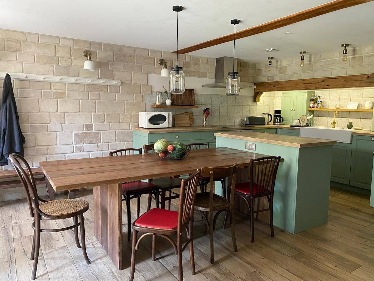 Three-Bedroom House in La Rochette (Ardèche), Parc naturel régional des Monts d'Ardèche
