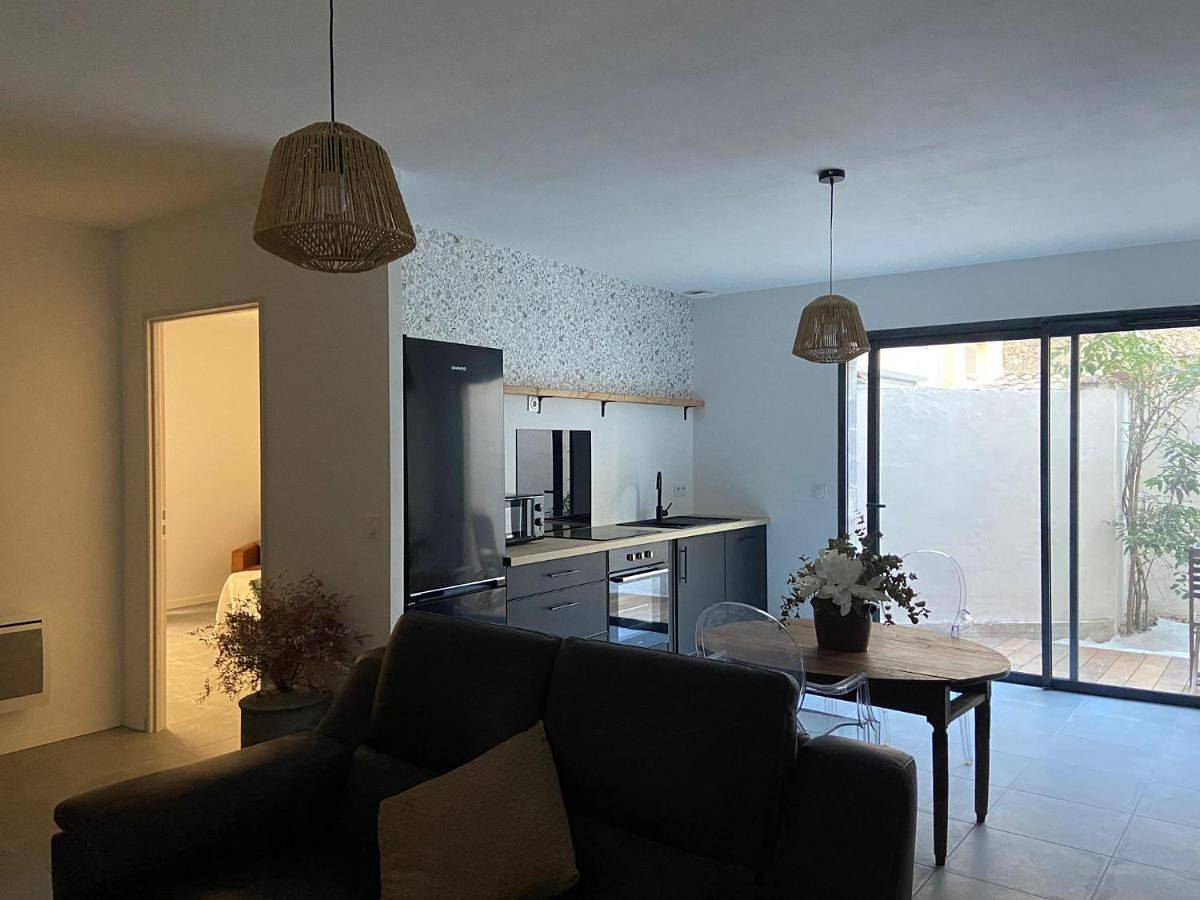 Appartement entier, Appartement neuf avec patio in Nissan-lez-Enserune, Côte méditerranéenne (France)