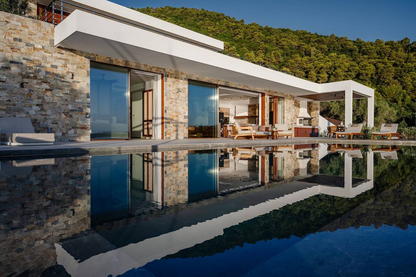 Glorious Zakynthos Villa | Villa Gandalf | 4 Bedrooms | Breathtaking Sea Views in Κερί, Λαγανά