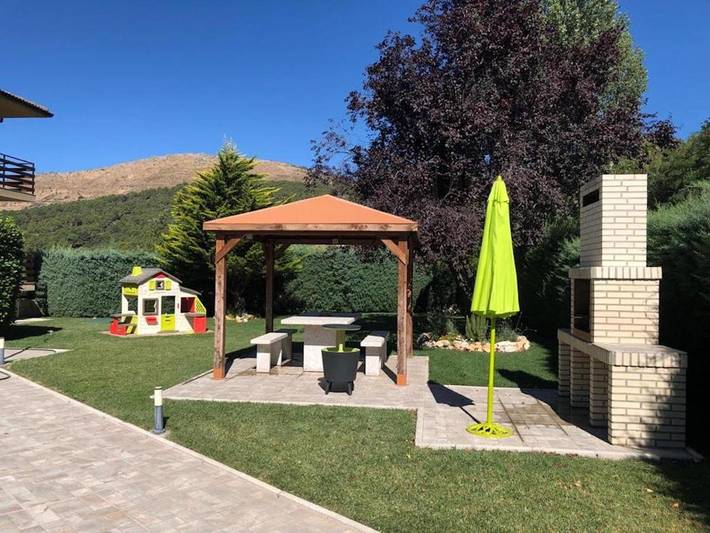 Casa rural con piscina para 14 personas, con sauna y piscina además de vistas y jardín en Sierra Oeste - 4