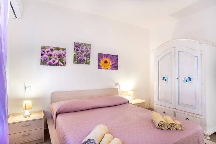 Maison "Su Giuali", avec terrasse et Wi-Fi in Is Potettus, Sant'Anna Arresi
