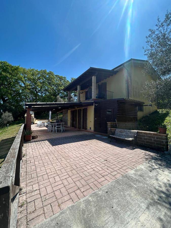 Three-Bedroom House in Roseto degli Abruzzi, Costa Adriatica Abruzzo