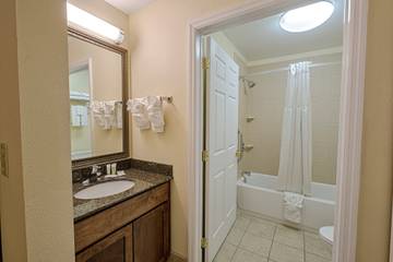 Vacation Rental for 4 Guests in Harrisburg, Pennsylvania, Picture 2