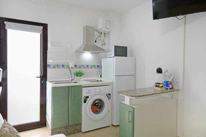 Appartamento intero, Appartamento per vacanze 'Vista Blanca Room' con Wi-Fi in Playa Blanca, Yaiza