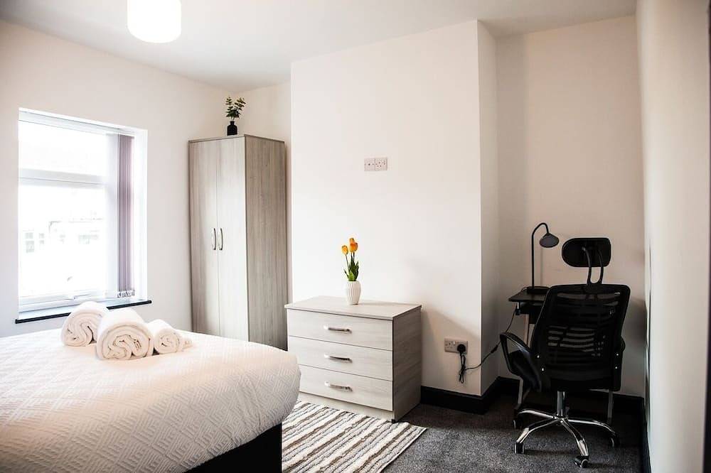 Entire home in Stoke-on-Trent. in Stoke-on-Trent, Midlands