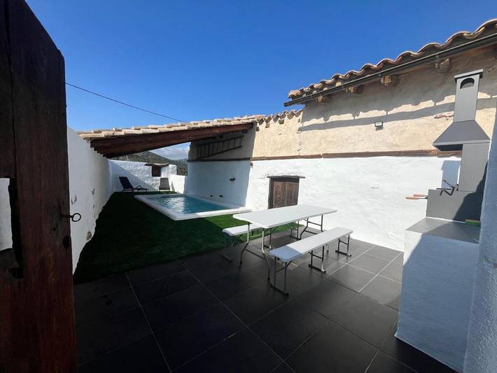 Casa rural para 7 personas, con jardín además de piscina y jacuzzi en Provincia de Teruel - 4