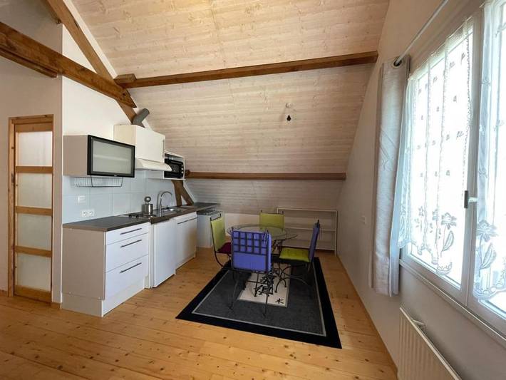 Gîte pour 2 personnes, avec jacuzzi et jardin ainsi que sauna et piscine à Gorron - 4