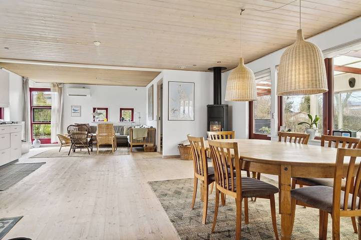 Ferienhaus für 6 Personen, mit Terrasse und Garten - 1
