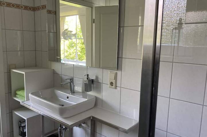 Ganze Wohnung, Ferienwohnung für 2 Pers. am Emsdeich in idyllischer Lage in Westoverledingen, Landkreis Leer
