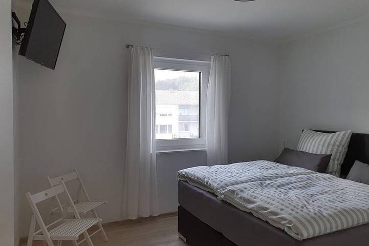 Ganze Wohnung, 2-Bett-Ferienwohnung Tellerley - Ferienhaus Dreier-Ley in Üdersdorf, Vulkaneifel