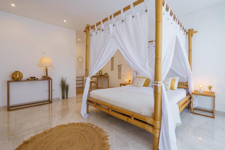 Location de vacances pour 12 personnes, avec jardin ainsi que jacuzzi et piscine à Ribamar - 3