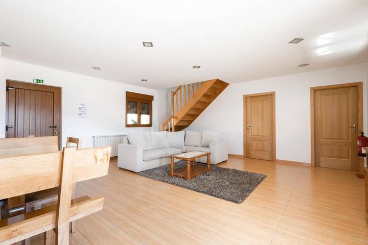Casa rural para 6 personas, con Balcón además de Terraza y Vistas en Porquera - 3