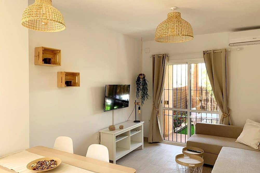 Entire apartment, Marinas Sol-Ground floor apartment with garden! in Playas de Vera, Vera