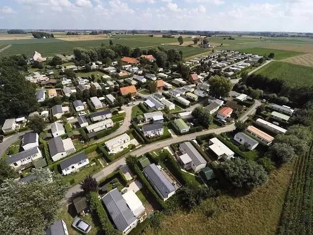 Mobil home pour 4 personnes, avec Terrasse dans Warhem