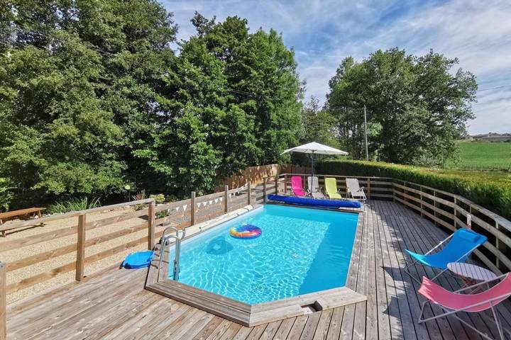 Maison de vacances pour 6 personnes, avec Terrasse et Jardin ainsi que Piscine et Vue