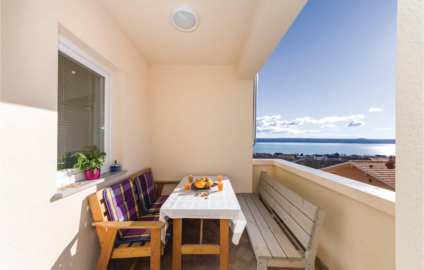 Ganze Ferienwohnung, Ferienwohnung für 4 Personen mit Terrasse in Maslenica, Zadar