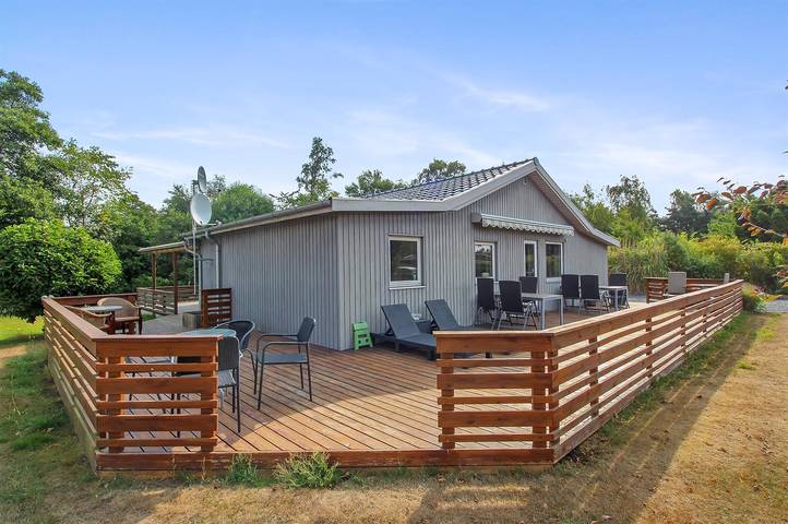 Ferienhaus für 8 Personen, mit Terrasse und Garten sowie Whirlpool, mit Haustier in Marielyst - 2