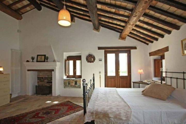 Villa la Dolcevita in Montegiorgio, Provincia di Fermo