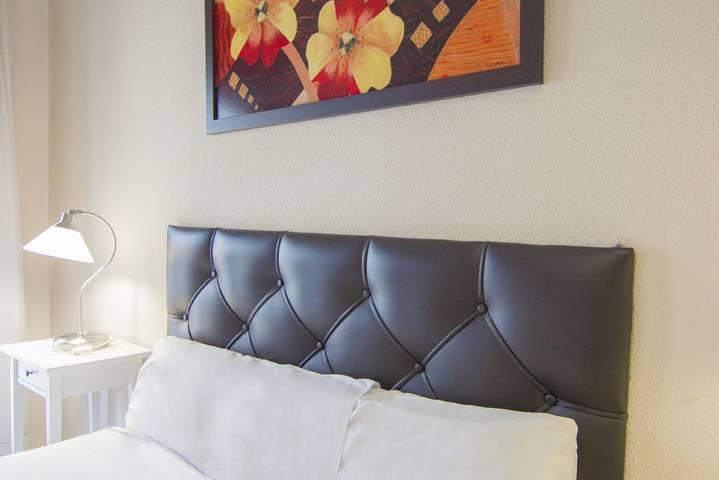 Apartamento entero, Rentalsevilla Apartamento Luminoso en el Barrio Santa Cruz in Casco Antiguo, Sevilla