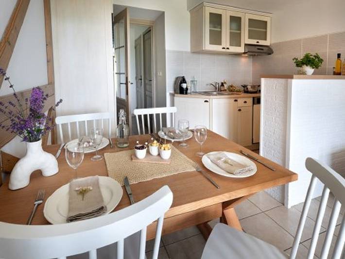 Gîte pour 4 personnes, avec terrasse et piscine, adapté aux familles à Houlgate - 4