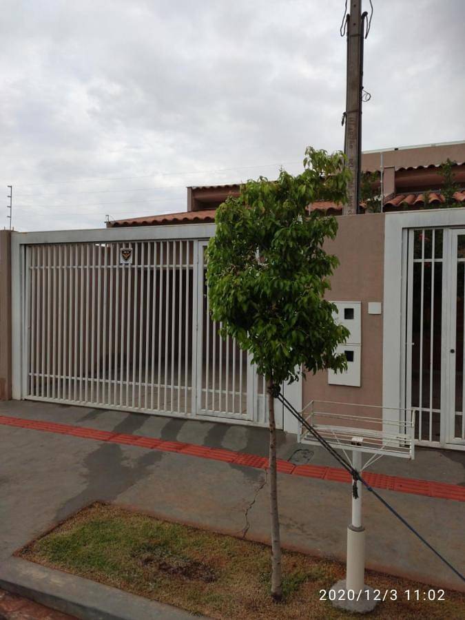 Casas e apartamentos de temporada para 7 pessoas, com jardim e vista, com animais de estimação em Londrina