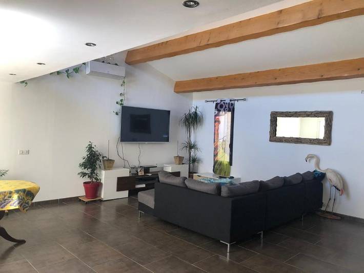Location de vacances pour 5 personnes, avec terrasse et jacuzzi, adapté aux familles à Bessan - 4
