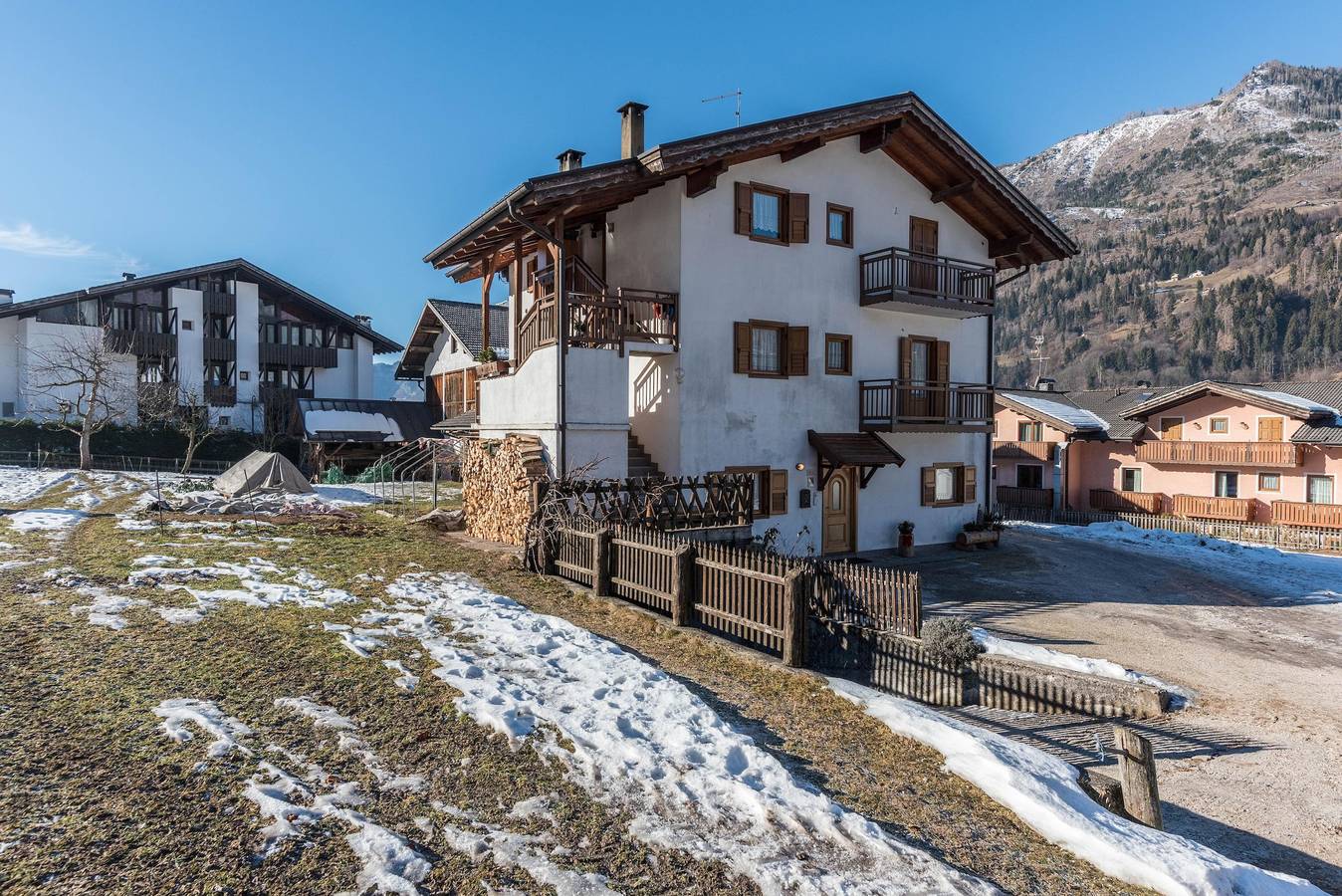 Appartamento intero, Appartamento 'Agritur Alle Quattro Stagioni' con Vista Montagna e Giardino in Transacqua, Primiero San Martino di Castrozza