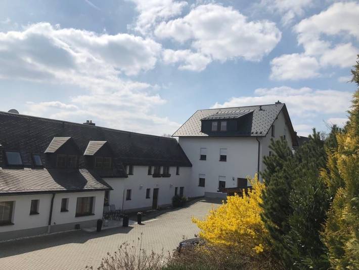 Ferienwohnung für 4 Personen, mit Terrasse und Garten in Bad Brambach - 3
