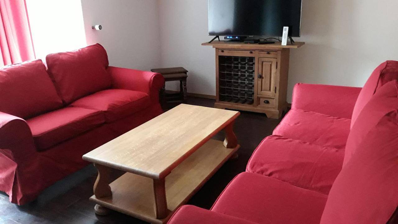 Three-Bedroom House in Bertogne, Région de Bastogne
