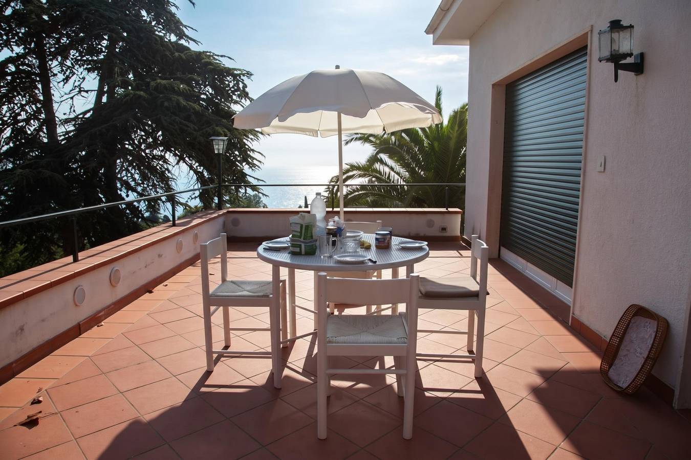 Ganze Wohnung, Paradiso Al Mare Terrace and Shared pool in Diano Marina, Diano Marina Gemeinde