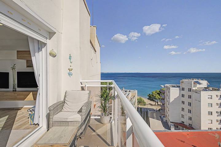 Ganze Wohnung, Ático Mar’t mit beeindruckendem Meerblick in Cala dels Vienesos (Miami Playa), Mont-roig del Camp