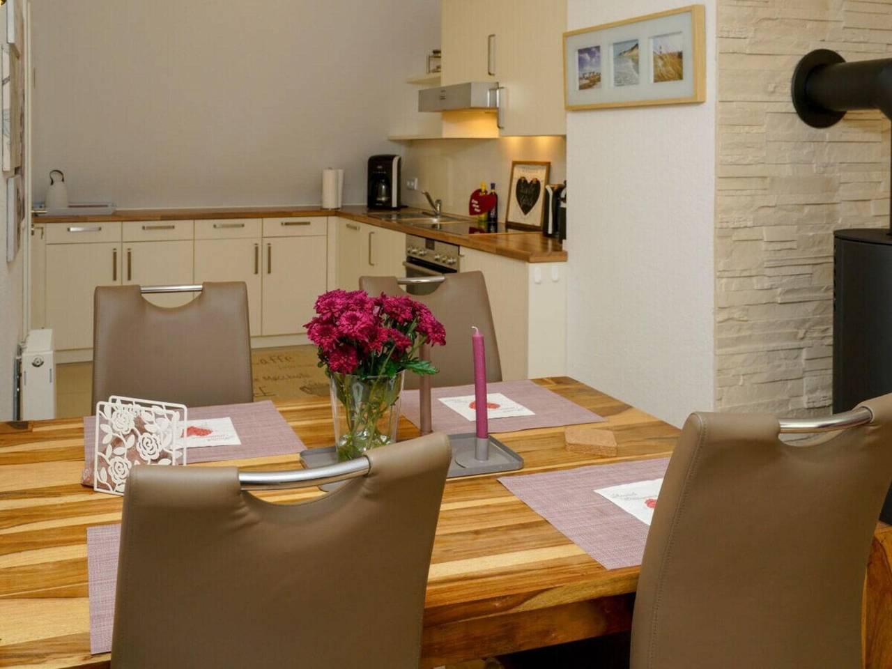 Ferienwohnung mit 2 Schlafzimmer in Uelvesbüll, Halbinsel Eiderstedt