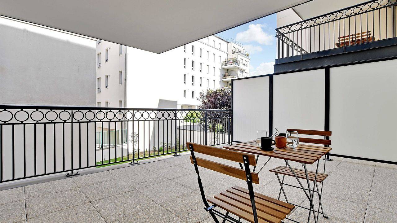 Appartement de vacances entier, Ferienwohnung mit Schlafzimmer in Suresnes in Suresnes, Hauts-de-Seine